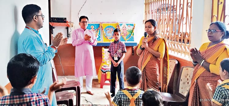 Chaibasa News : तुलसीदास हिंदी साहित्य के महान कवि थे : आनंद चंद्र