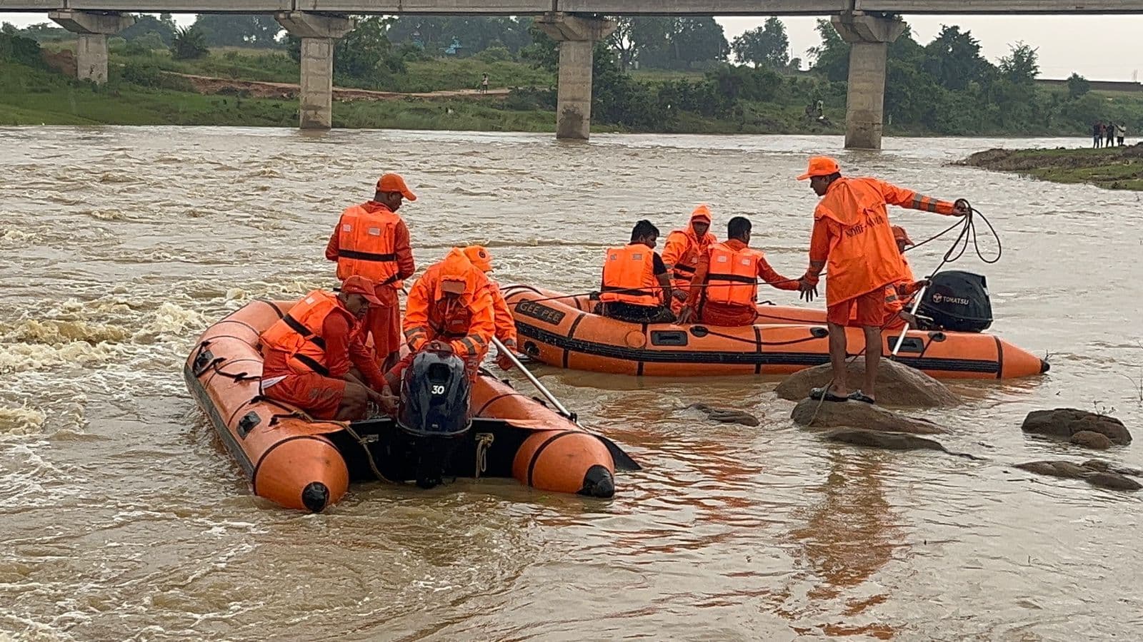 Giridih News :उसरी नदी में बहे पचंबा के युवक का शव ताराटांड़ क्षेत्र में