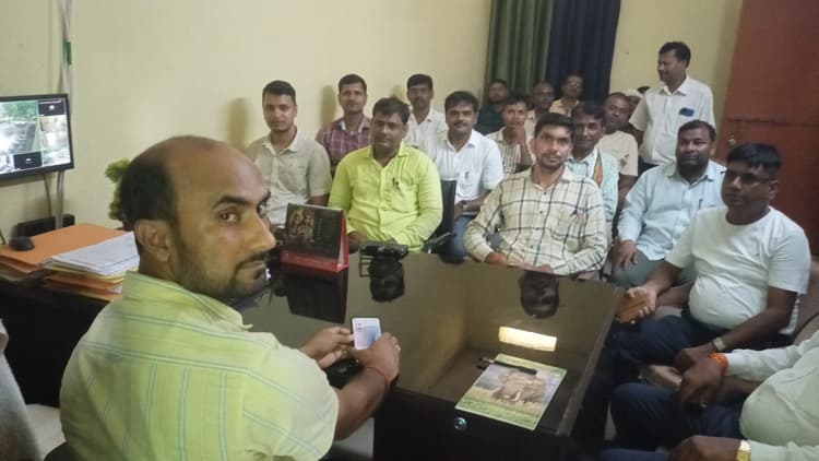 मतदाता जरूरी कागजात बीएलओ को नहीं देंगे, तो मतदान से होंगे वंचित