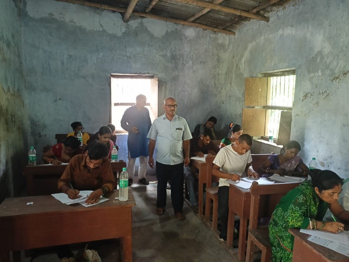 उपशास्त्री व शास्त्री द्वितीय खंड की परीक्षा शुरू