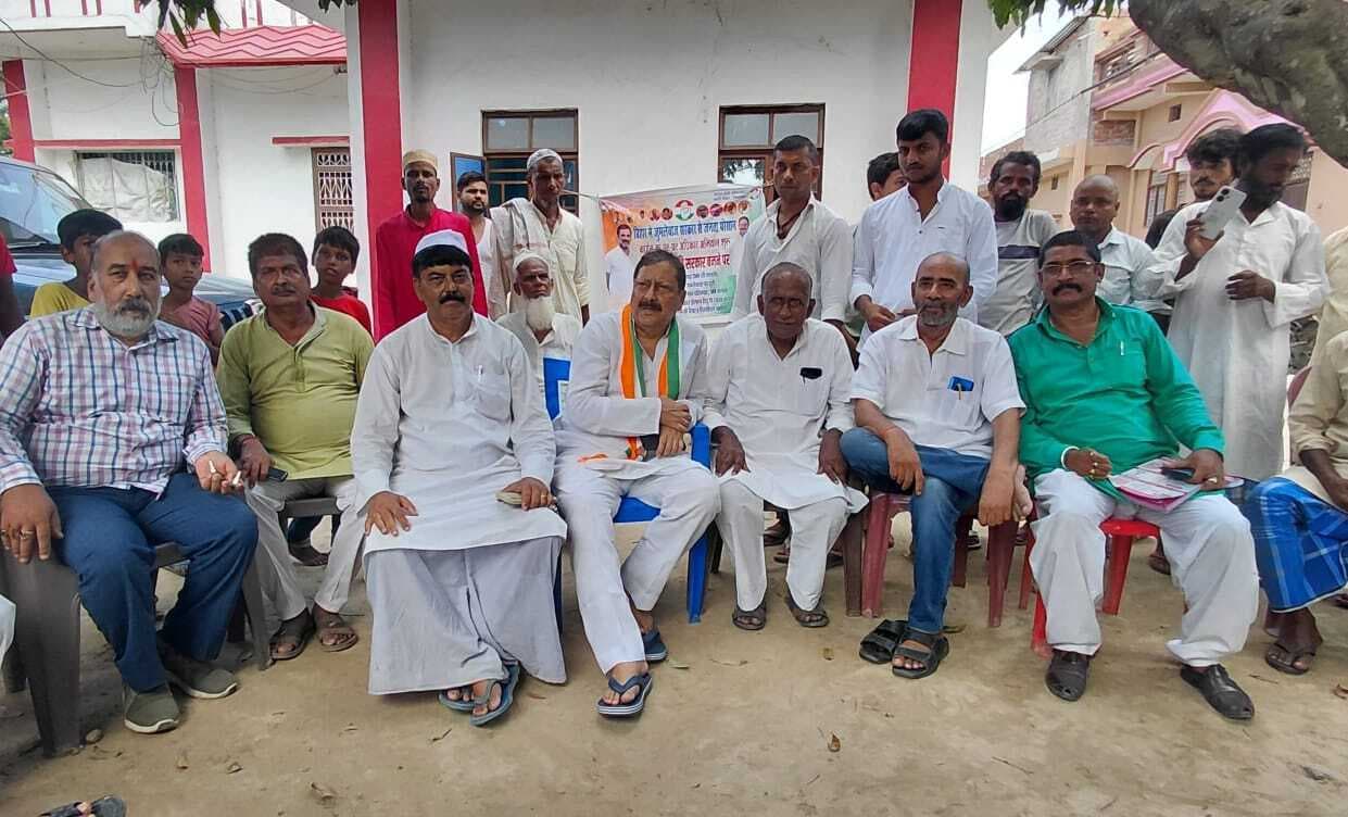 लोगों को रोजगार और स्वास्थ्य सुविधाओं का अधिकार देगी कांग्रेस