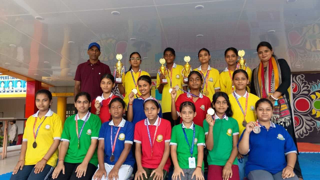 डीएवी खलारी को 91 स्वर्ण, 27 रजत व छह कांस्य मिले