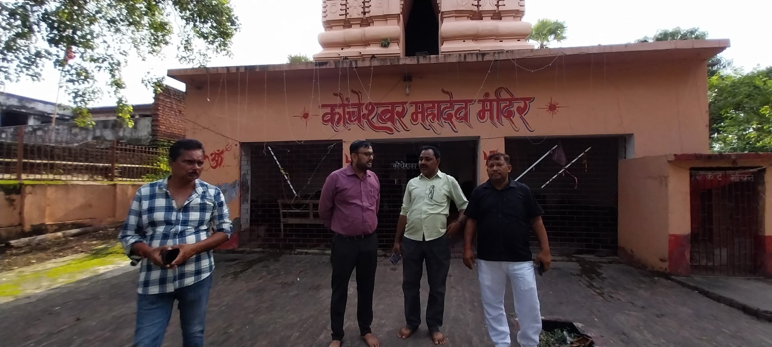 कोंचेश्वर मंदिर में दो दिवसीय मेले की तैयारी