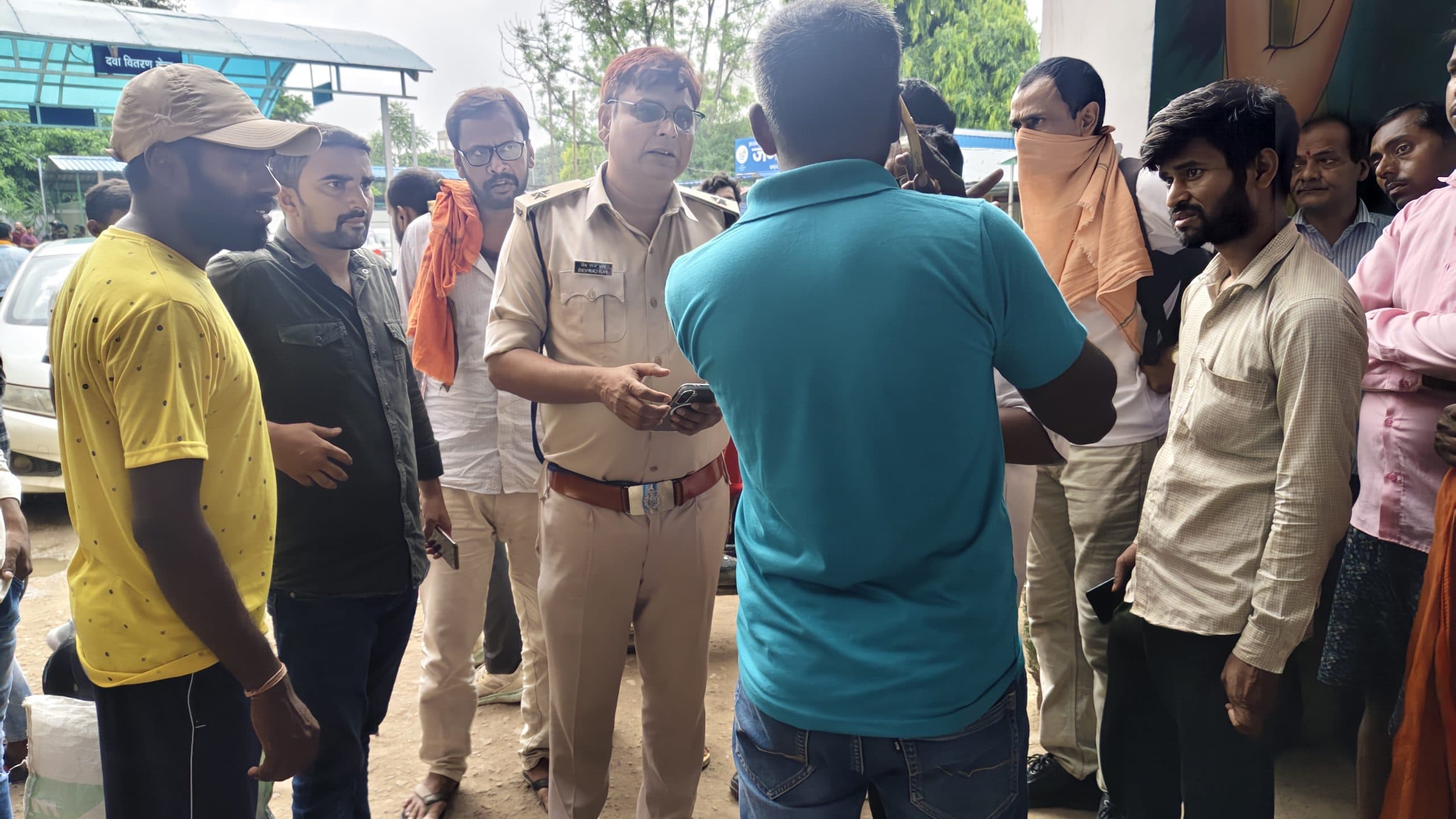 सदर अस्पताल में इलाज कराने आयी महिला हुई लापता, पुलिस ने ढूंढ निकाला