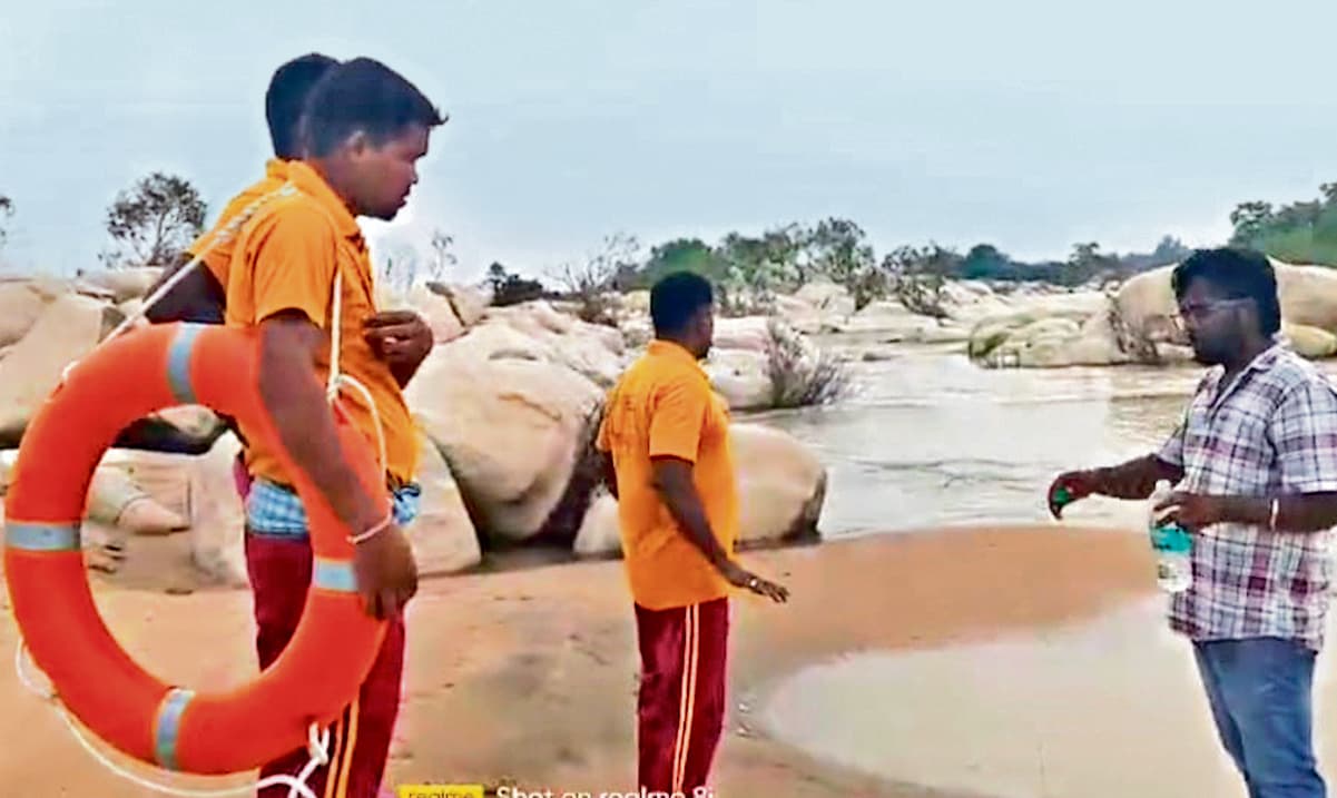 Rourkela News: कान्हा कुंड में डूबे बामड़ा के जयनारायण और रोशन के शव बरामद