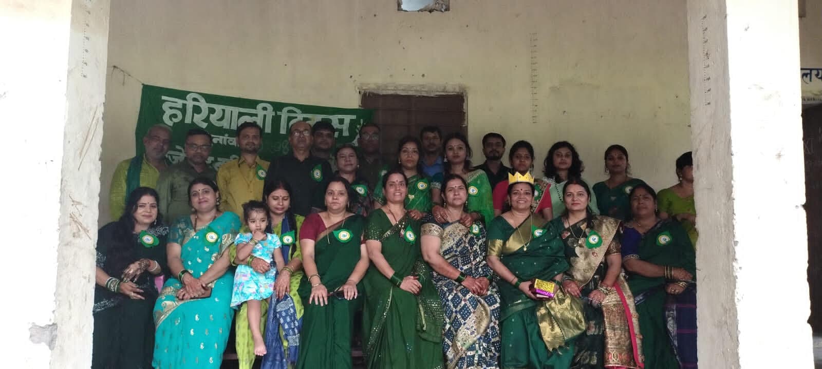 hajipur news. हरियाली महोत्सव में किया गया पौधारोपण