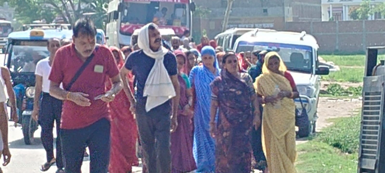 Sitamarhi : देश भर के धार्मिक पर्यटकों से गुलजार हो रहा पुनौरा धाम