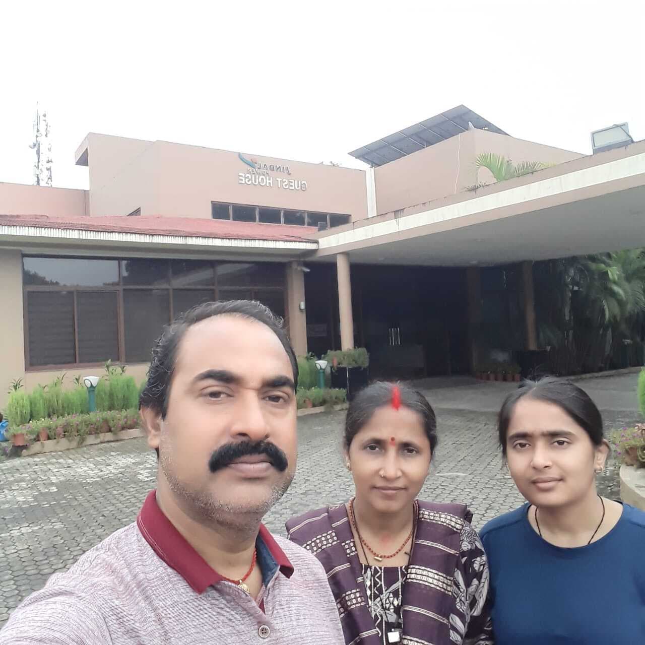 मैक्लुस्कीगंज की मुस्कान ने आइआइटी आइएसएम से की बीटेक