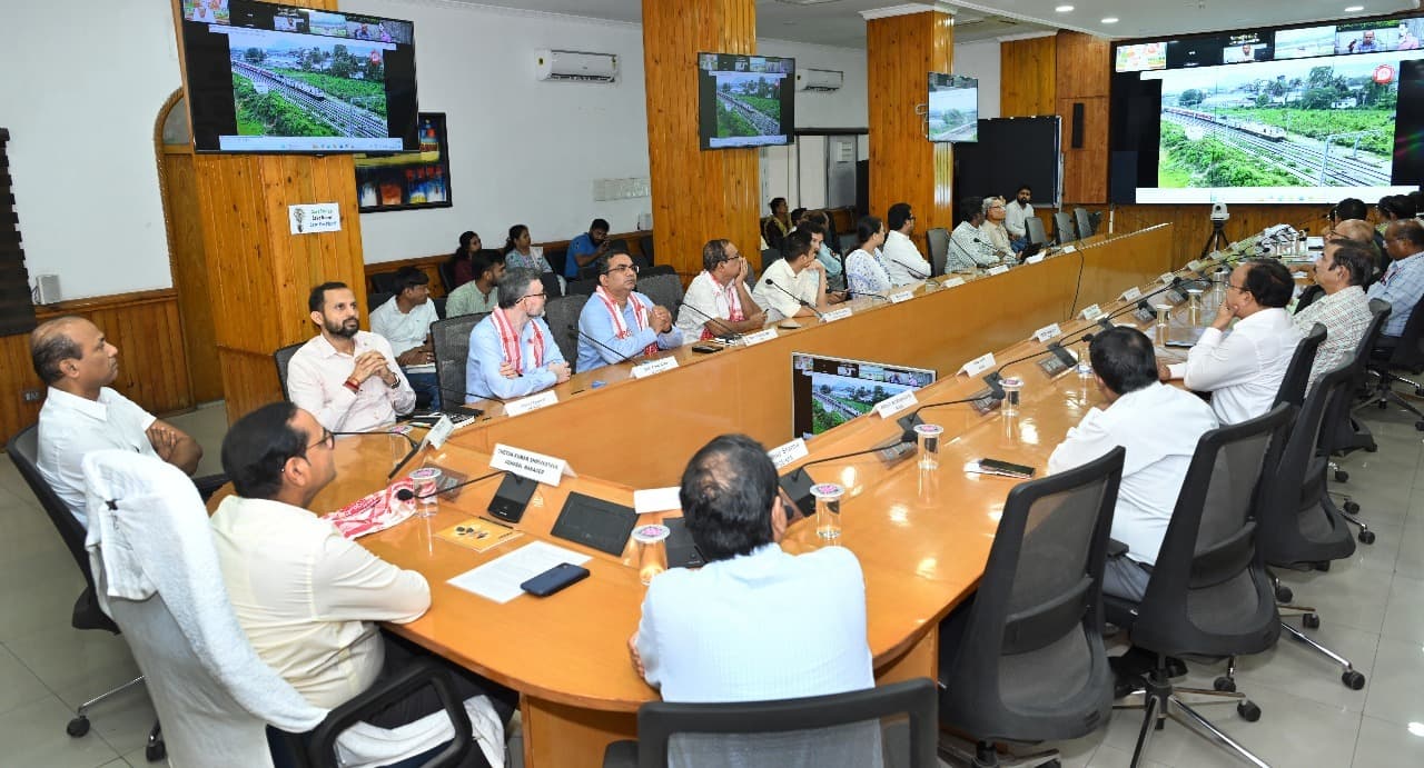प्रदूषण नियंत्रण बोर्ड व आईआईटी के साथ एमओयू किया हस्ताक्षर