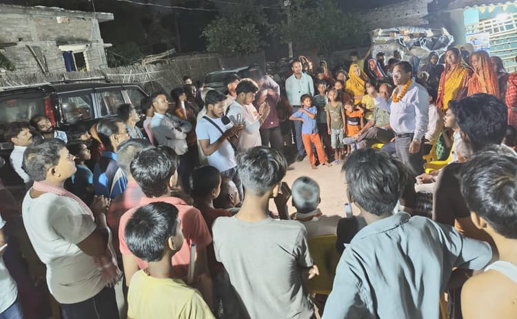 Samastipur News:समाज का बेटा हूं, सेवा मेरी ताकत है : डॉ. मनोज