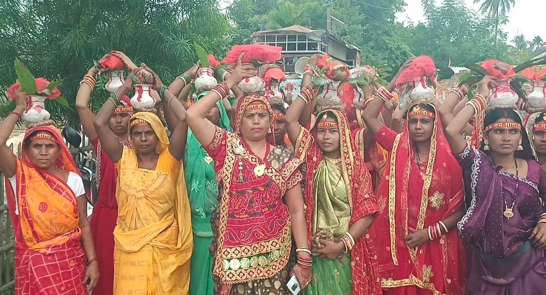 बूढ़ी माता की पूजा को लेकर निकाली कलश शोभायात्रा