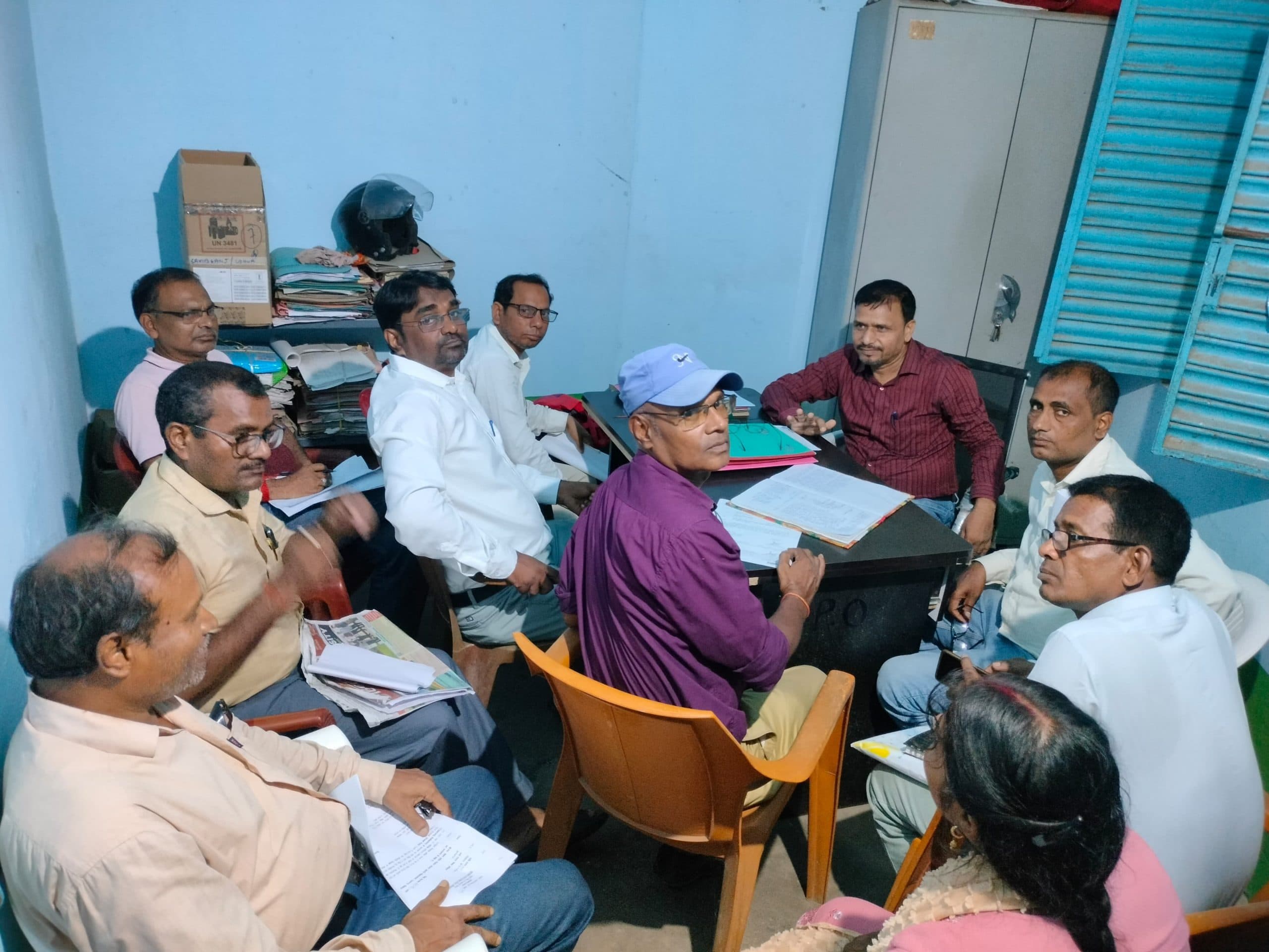 बीआरपी, सीआरपी के साथ एमडीएम-पोशाक योजना की समीक्षा