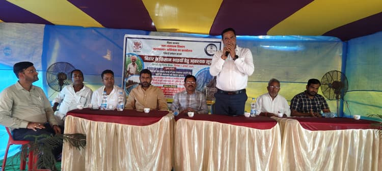 सरकार प्रत्येक किसानों के खेतों तक पानी पहुंचाने के लिए  संकल्पित : दीपक प्रधान