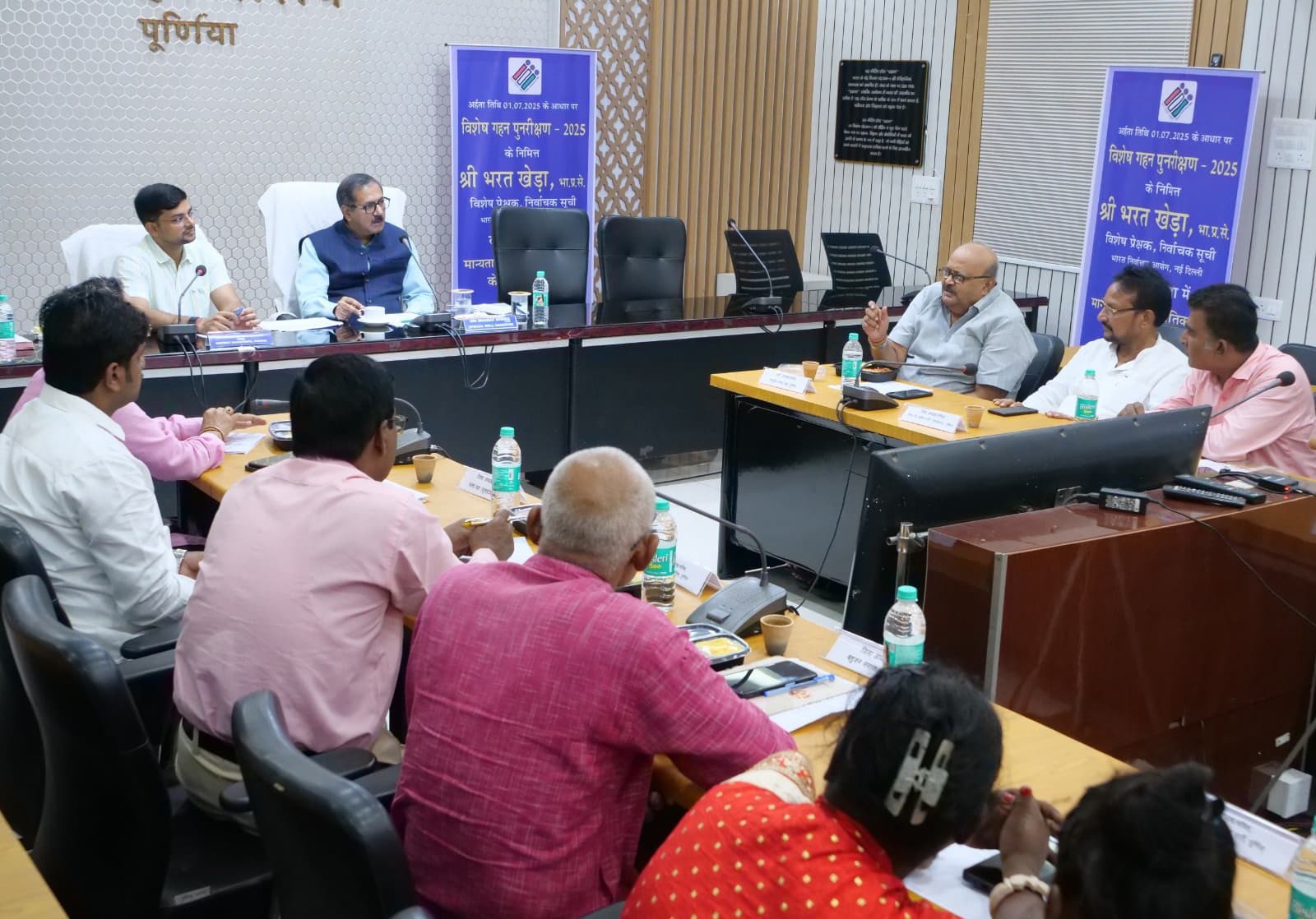 निर्वाचक सूची को त्रुटिहीन, पारदर्शी व स्वच्छ बनाने में सहयोग करें राजनीतिक दल