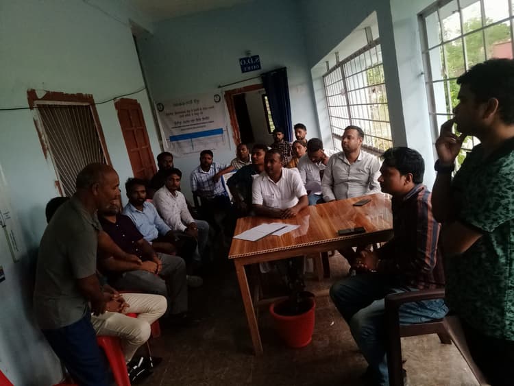 नेपाल के किसानों के समाधान का अधिकारियों ने दिया आश्वासन