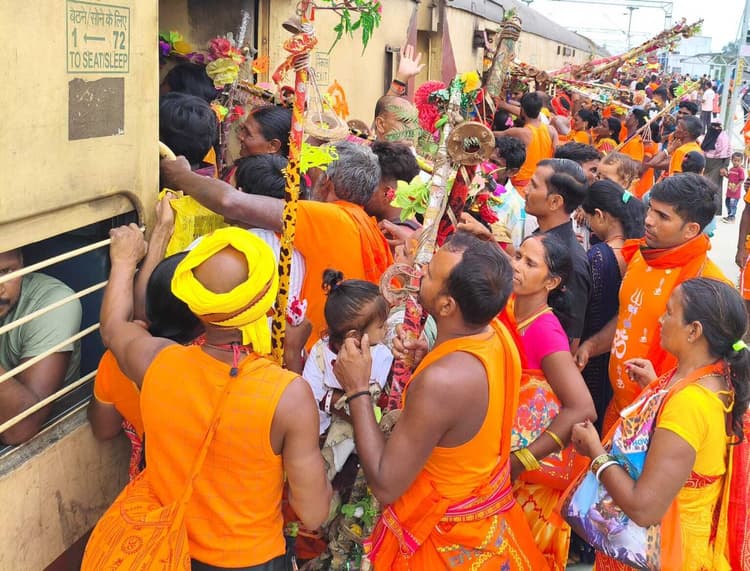 आज सावन की अंतिम सोमवारी, सजाये गये मंदिर