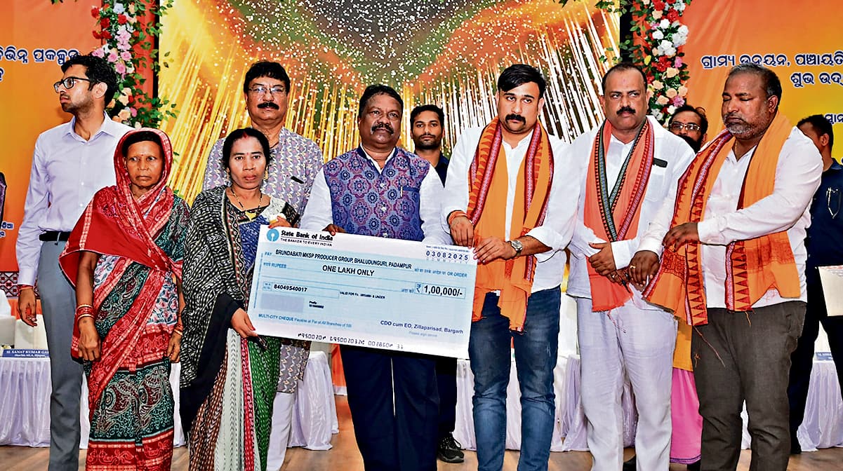 Sambalpur News: 50.28 कराेड़ रुपये की 1078 परियोजना का मंत्री ने शिलान्यास व लोकार्पण किया