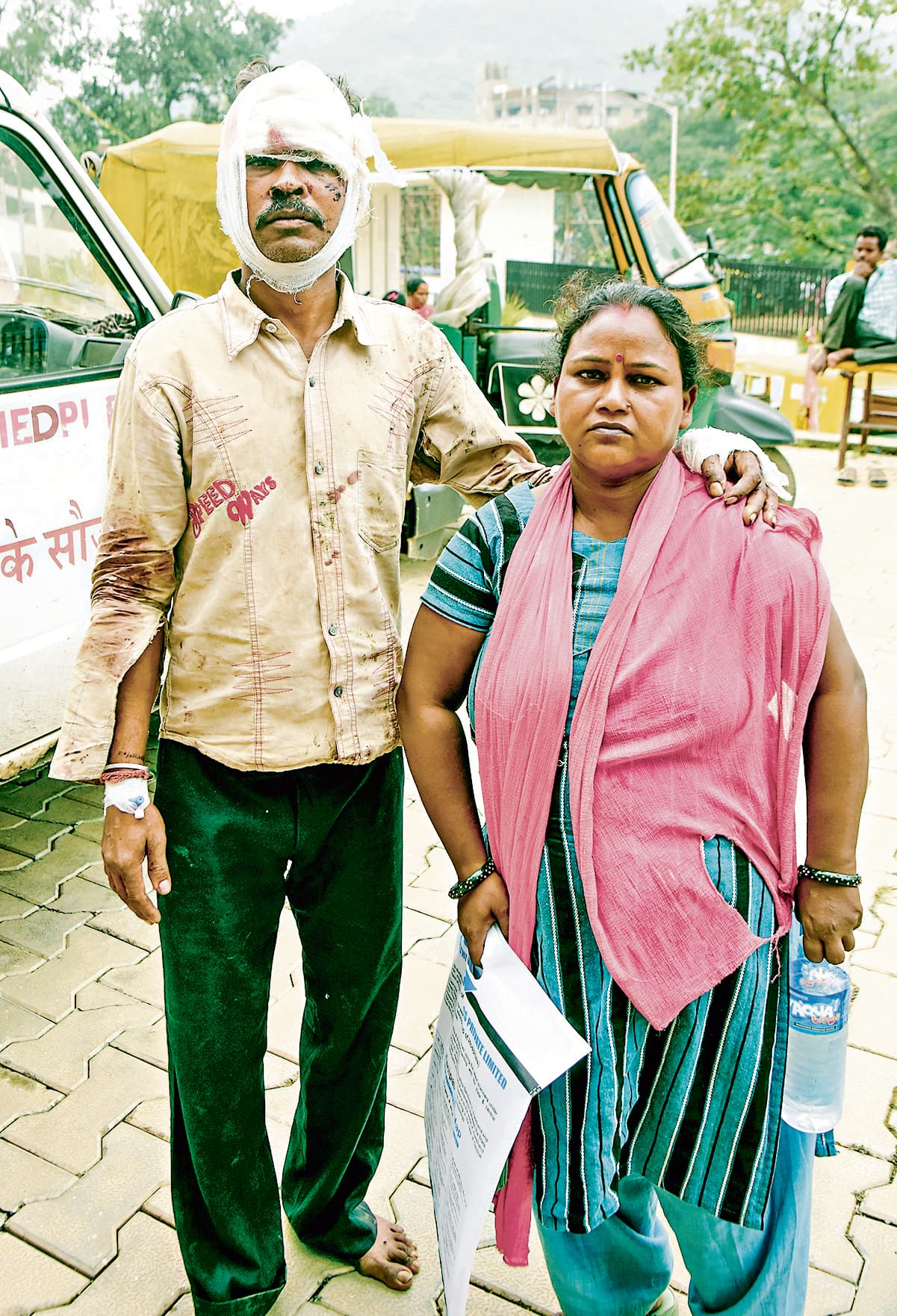 Jamshedpur News : खराब सड़क और जाम से जूझ रहे मरीज, एमजीएम अस्पताल पहुंचना बनी चुनौती