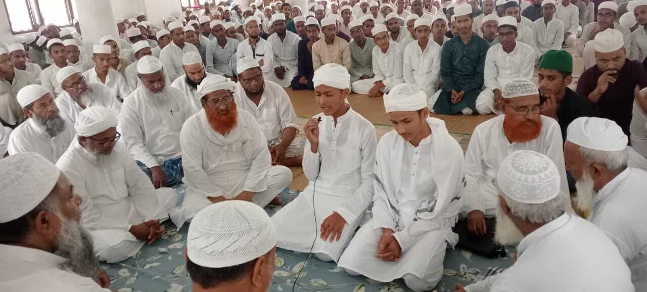 Motihari: पूरी दुनिया के लिए मार्गदर्शन का मुख्य श्रोत है कुरान शरीफ : उलेमा