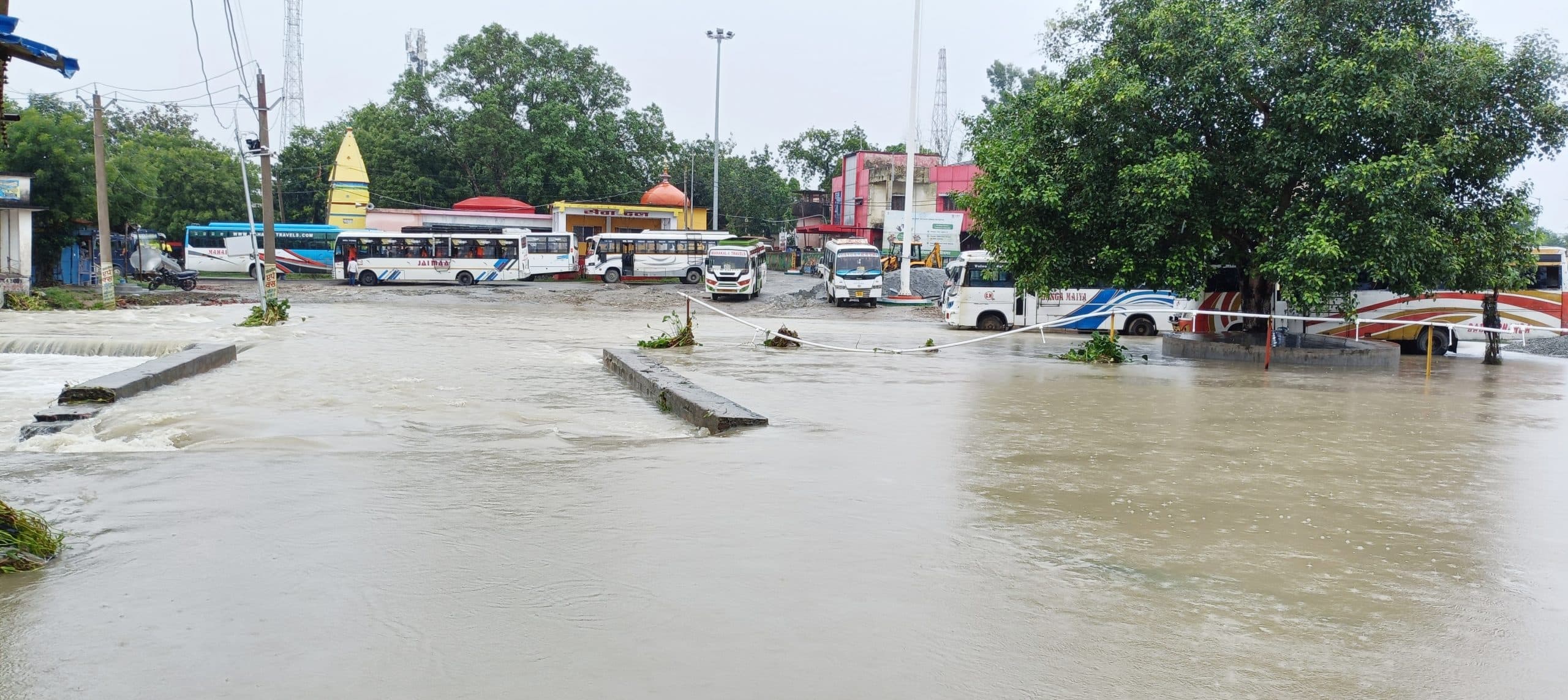 पुनपुन नदी पर बना डायवर्सन डूबा
