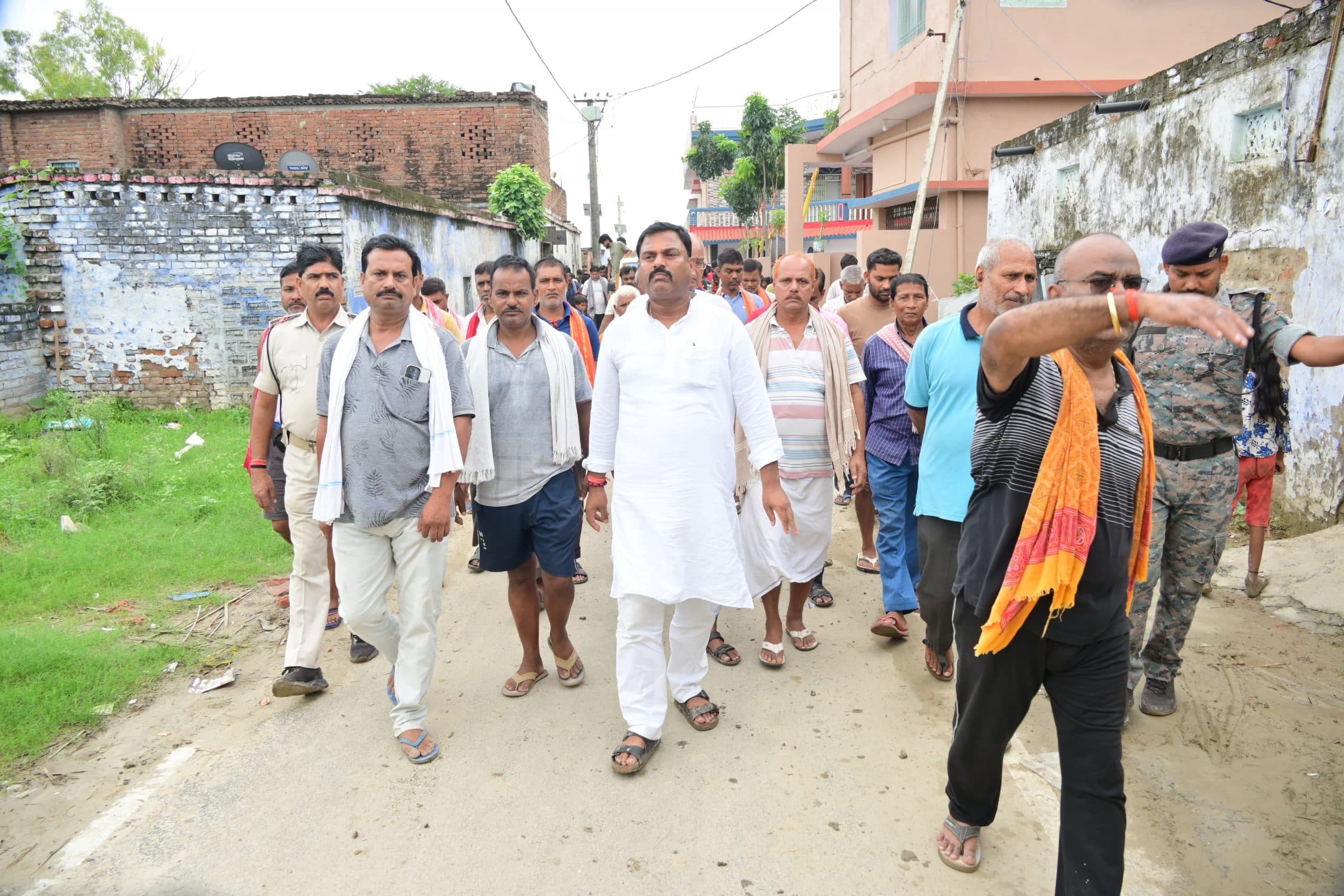 Samastipur News:पंचतत्व में विलीन हुए दिवंगत पूर्व मुखिया