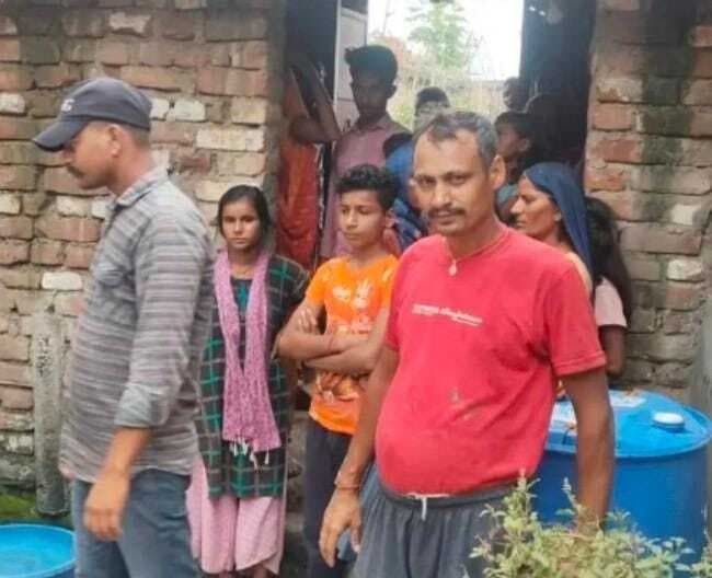 सनकी पति ने कुल्हाड़ी से प्रहार कर पत्नी को मार डाला