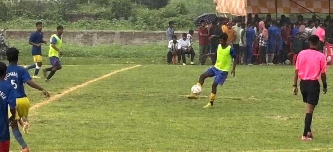 फुटबॉल चैंपियनशिप :  बंगाल टाइगर मधेपुरा ने कटिहार को हराया