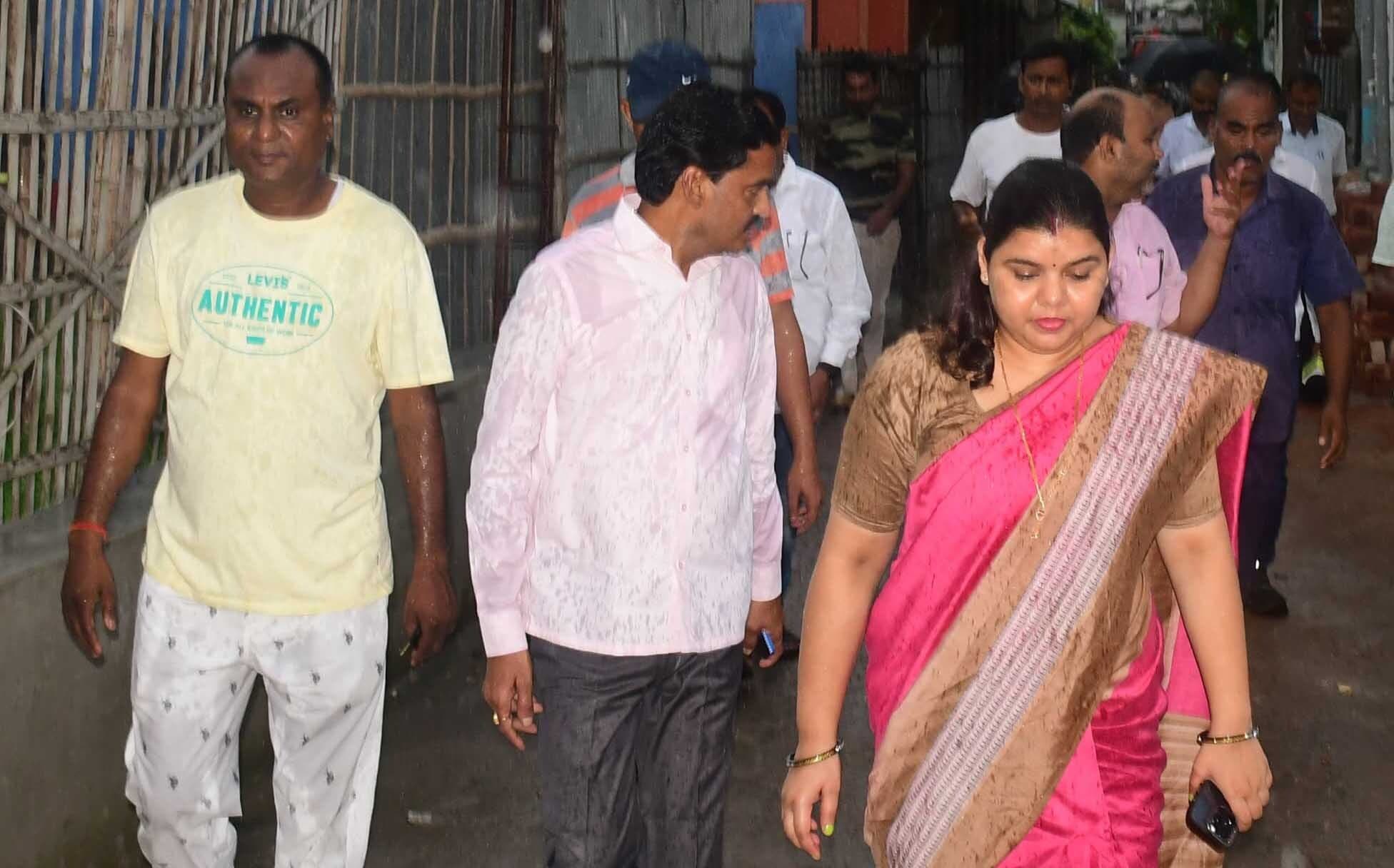 24 घंटे के अंदर दूर कर दी जाएगी जलजमाव की समस्या : महापौर