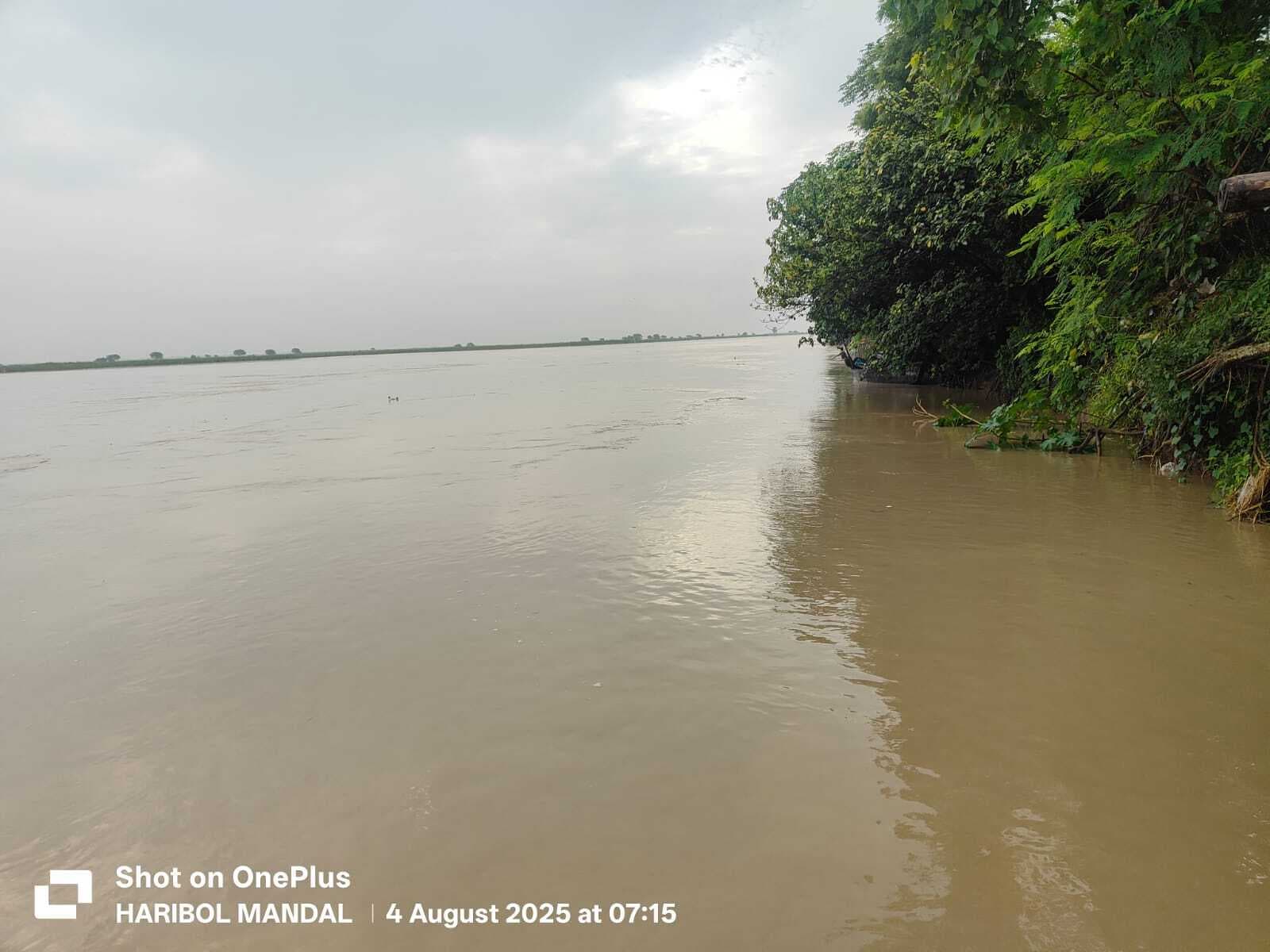 साहिबगंज में गंगा का जलस्तर खतरे के निशान को किया पार