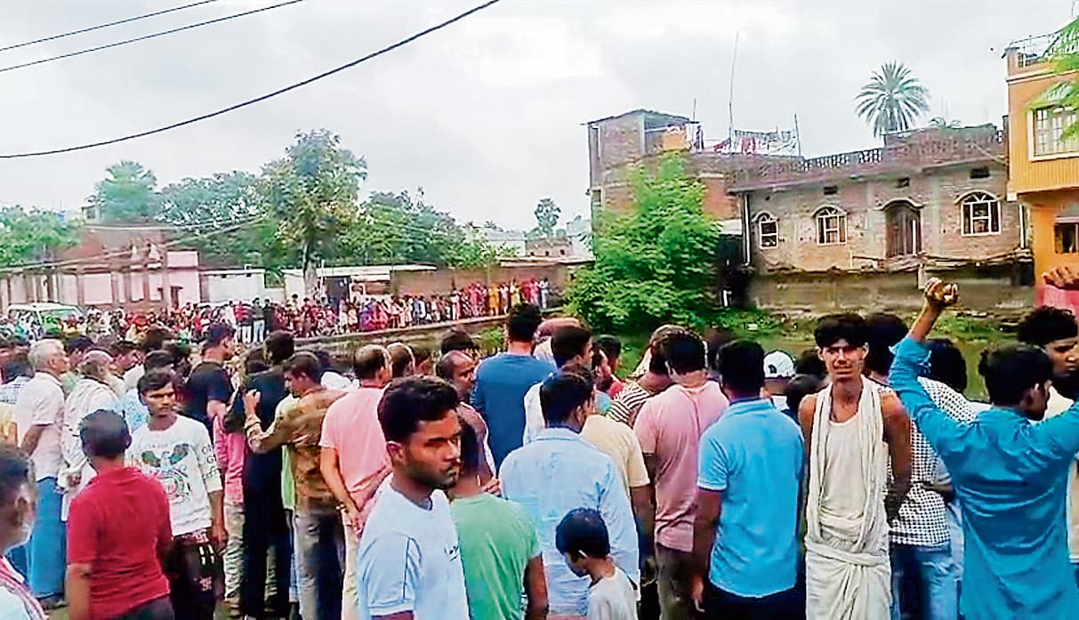 Begusari News:सीए के छात्र ने पोखर में कूद कर दे दी जान, सदमे में परिजन