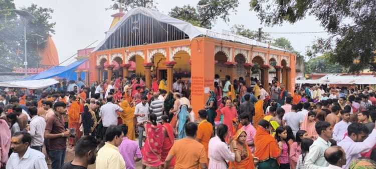 Giridih News: झारखंडधाम मंदिर में उमड़े श्रद्धा का सैलाब
