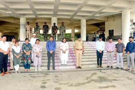 जिले भर में दिवंगत नेता को दी गयी भावभीनी श्रद्धांजलि