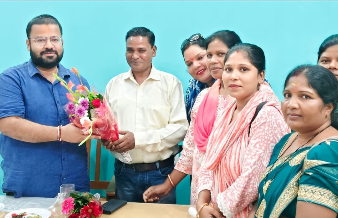 Rourkela News: जिलापाल ने नगरपाल और उप नगरपाल से बंद कमरे में की बात, कहा-जल्द सुलझा लेंगे विवाद