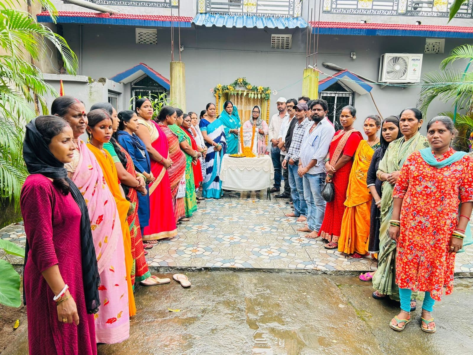 कांग्रेस नेताओं ने दिशोम गुरु को श्रद्धांजलि अर्पित की