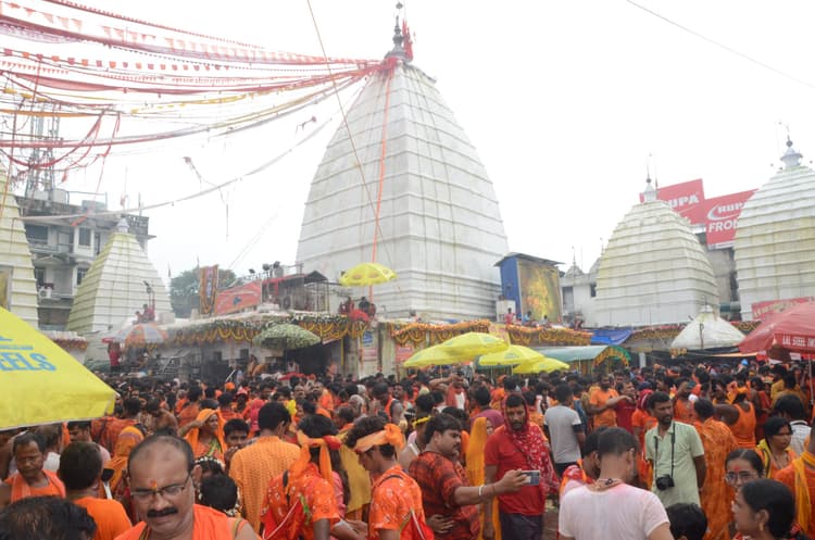 Deoghar News : श्रावणी मेला अंतिम पड़ाव पर, 1.20 लाख भक्तों ने चढ़ाया जल