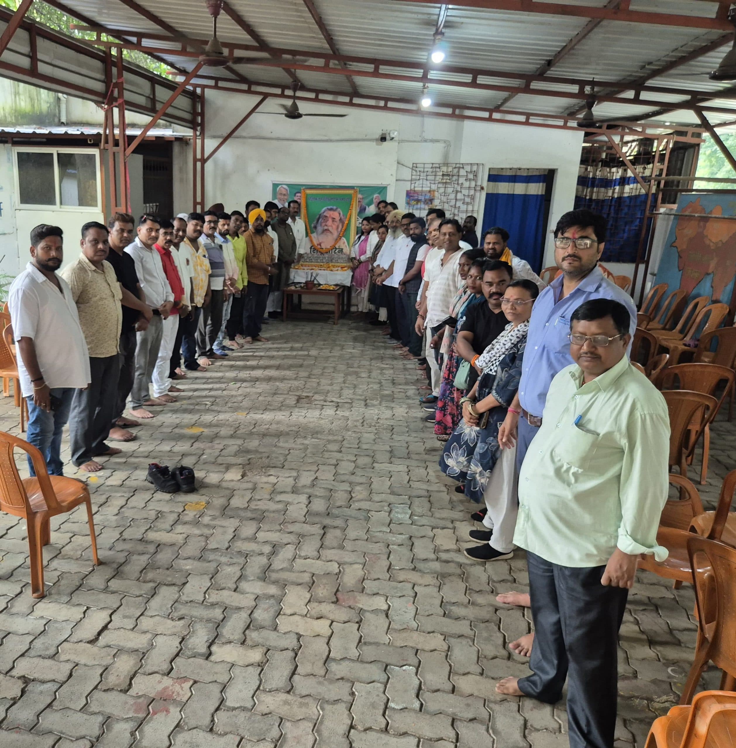 Jamshedpur news. जदयू नेताओं ने दी शिबू सोरेन को श्रद्धांजलि