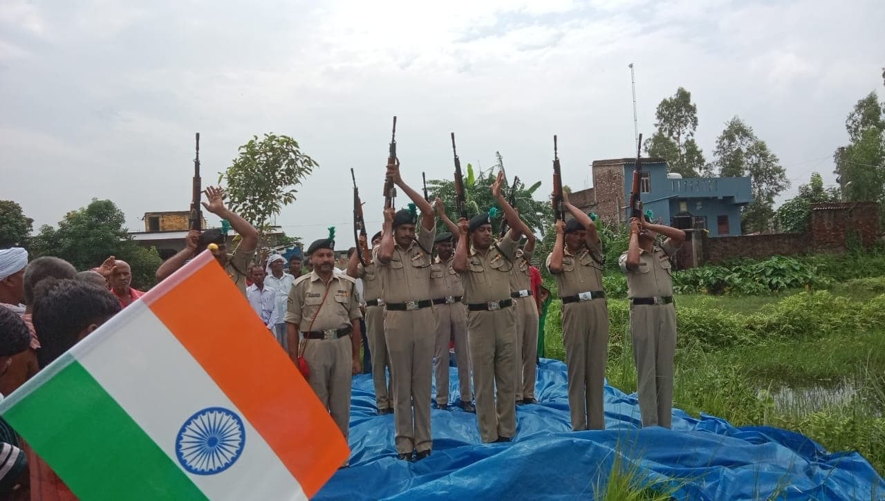 Madhubani News : बीएसएफ जवान की सड़क दुर्घटना में मौत