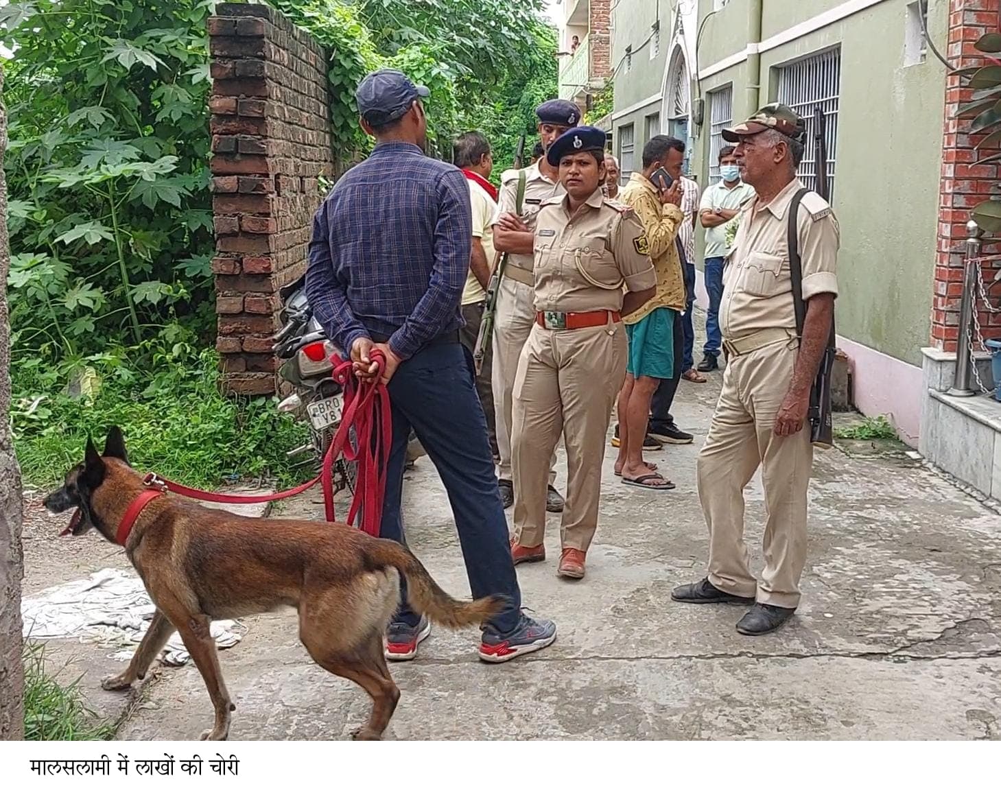 पत्नी-बच्चे को बंधक बना अस्पताल मालिक के घर से बीस लाख की चोरी