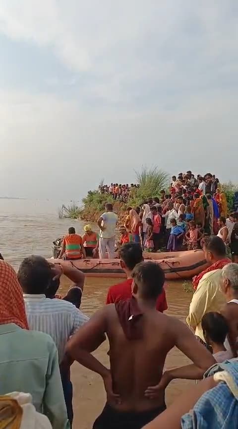 नहाने के क्रम में दो डूबे, एक को बचाया गया, एक लापता