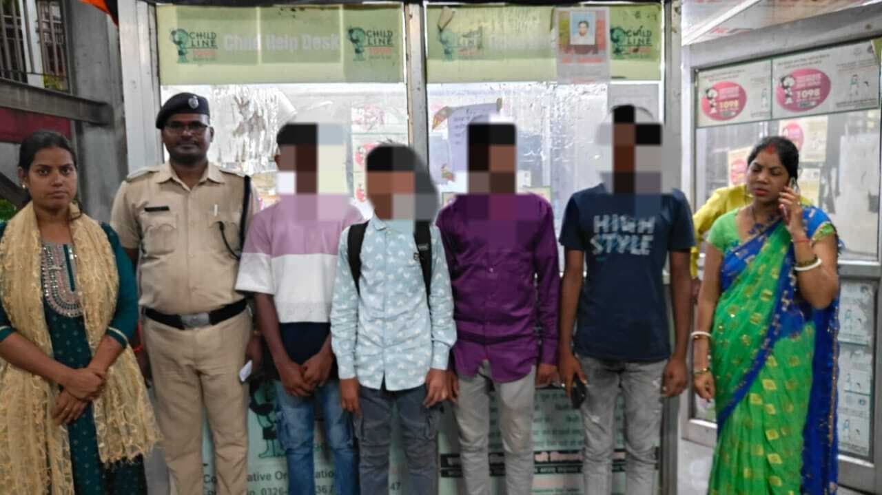 Dhanbad News: वास्को डी गामा एक्सप्रेस से चार नाबालिग किये गये रेस्क्यू