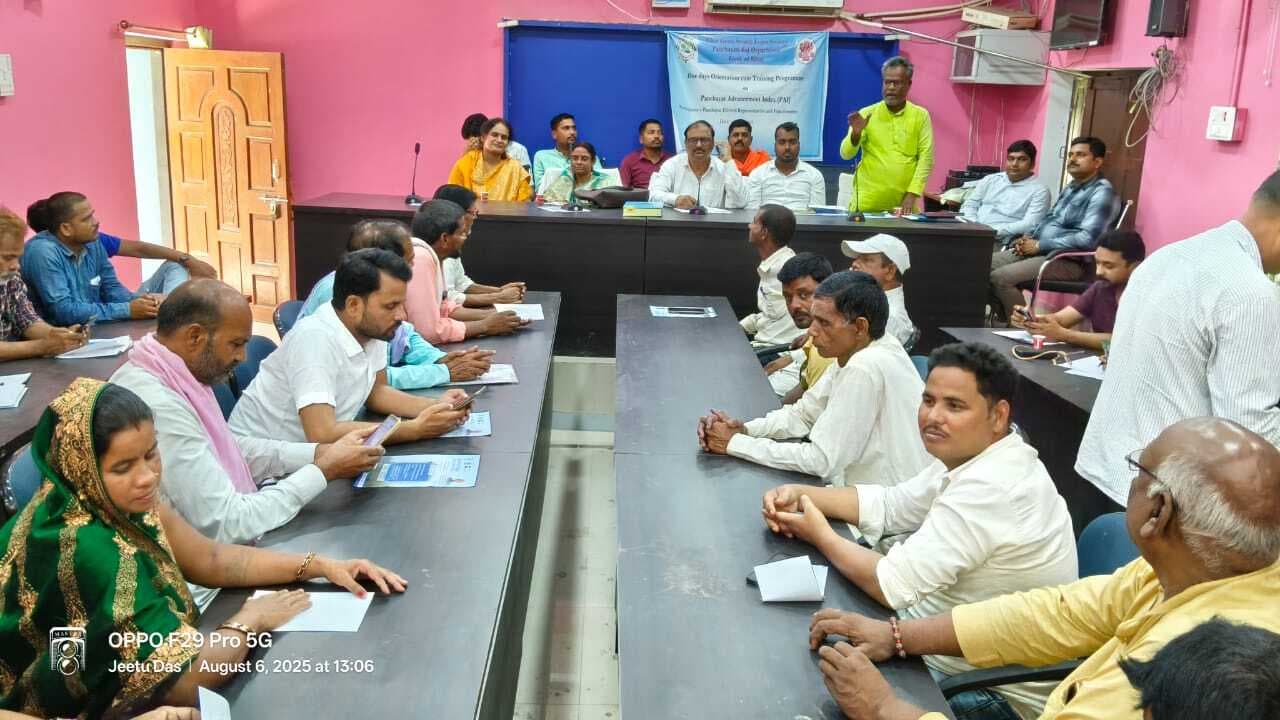बैठक में छाया रहा बिजली व नल जल का मुद्दा