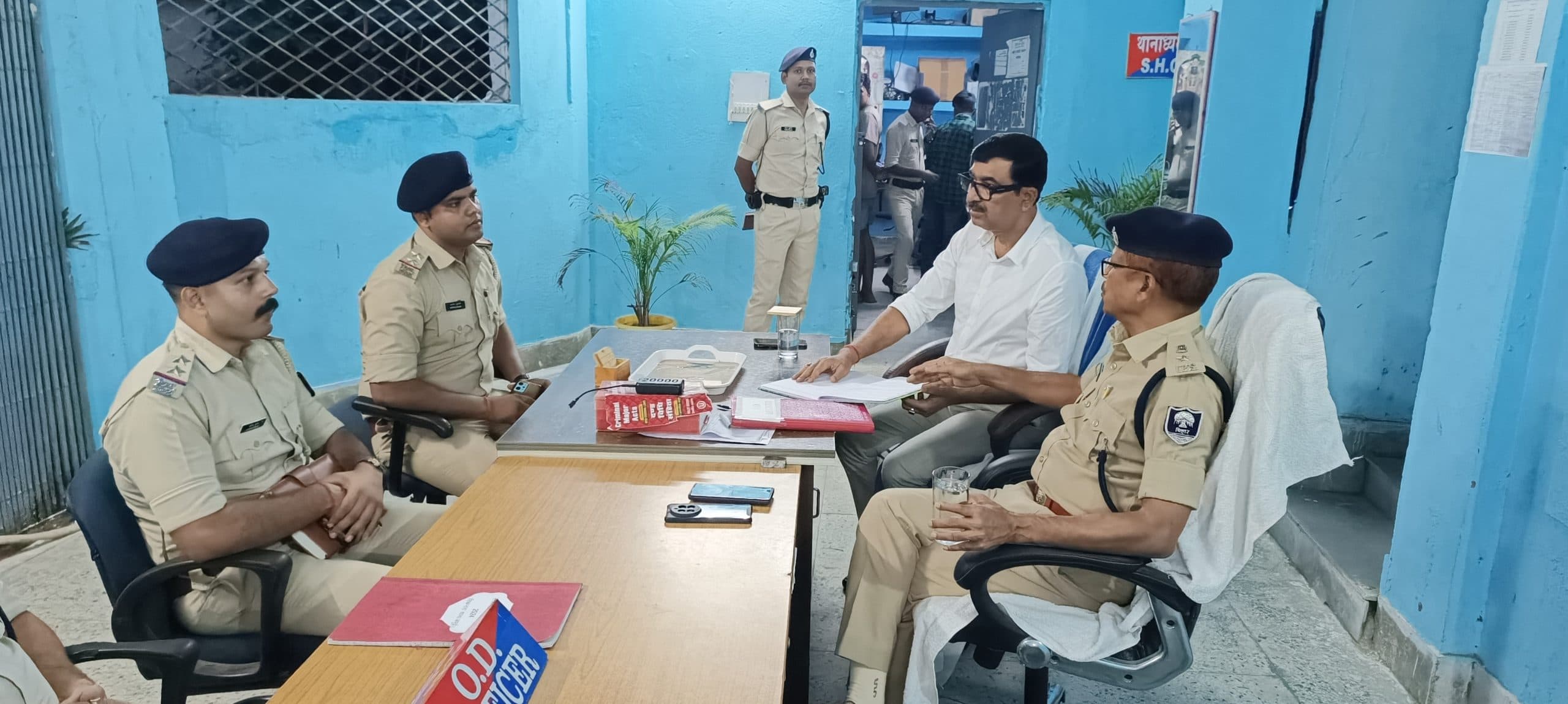 विस चुनाव को लेकर विधि व्यवस्था पर विशेष निगरानी रखें