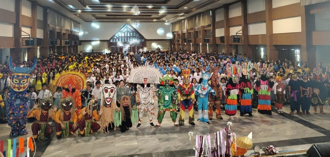 Seraikela Kharsawan News : थाइलैंड में छाया मानभूम छऊ का जादू