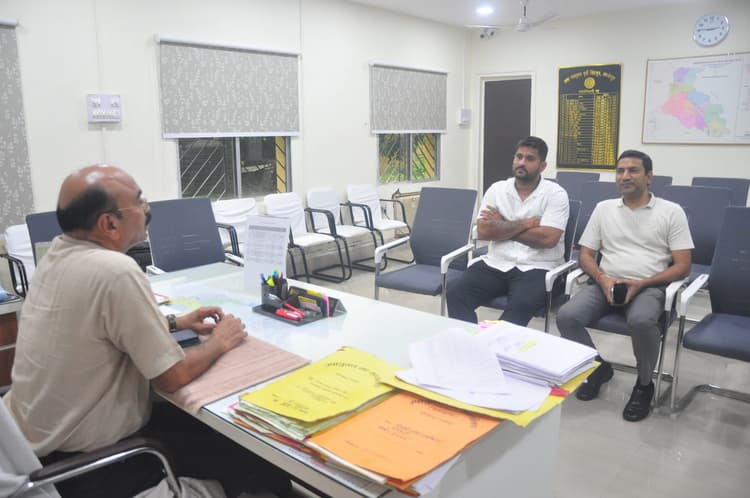 jsca new academy and stadium : गेंगाड़ा में अंतरराष्ट्रीय स्तर के क्रिकेट एकेडमी व स्टेडियम स्थल का निरीक्षण