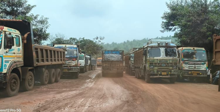 Rourkela News: सात माह में 875 वाहनों को मालिकों ने किया ऑफ रोड