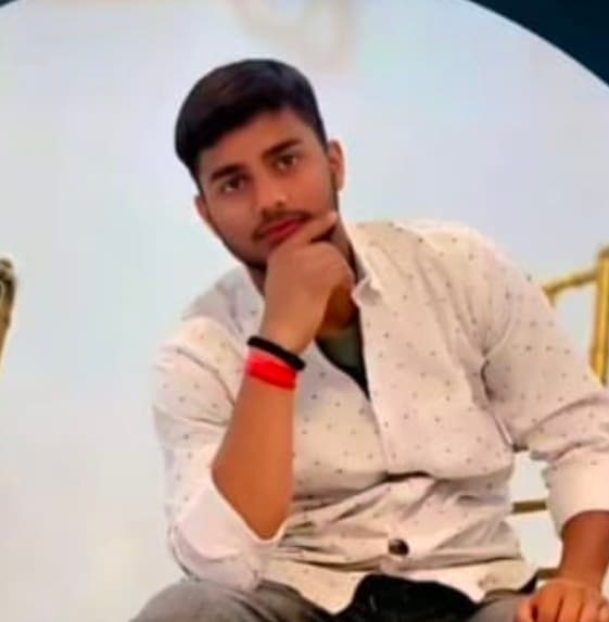 गौरीचक पुल से नदी में कूदा युवक,  हुआ लापता