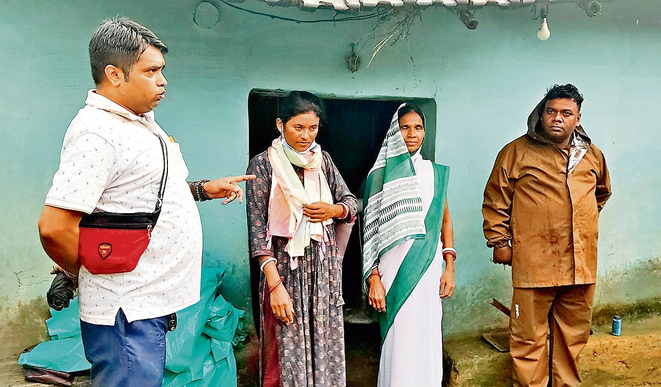 Dhanbad News: पूर्वी टुंडी के दो गांवों में डायरिया का प्रकोप, तीन इलाजरत