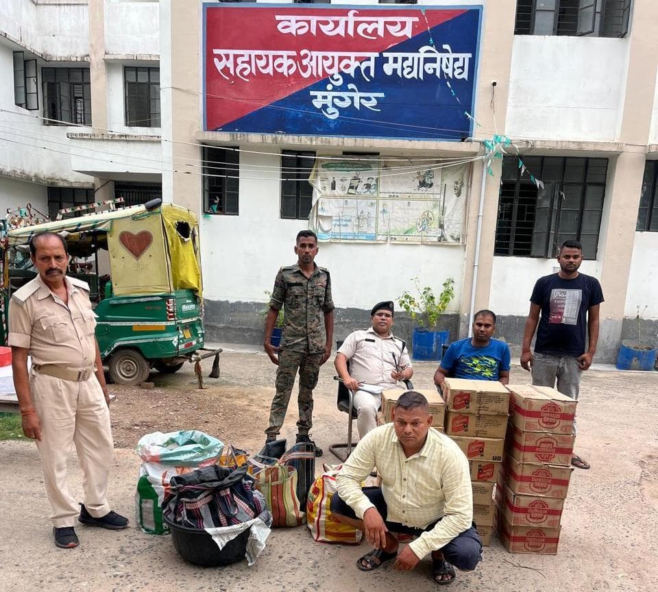 चुरंबा से 189 लीटर विदेशी शराब व 72 लीटर बीयर बरामद