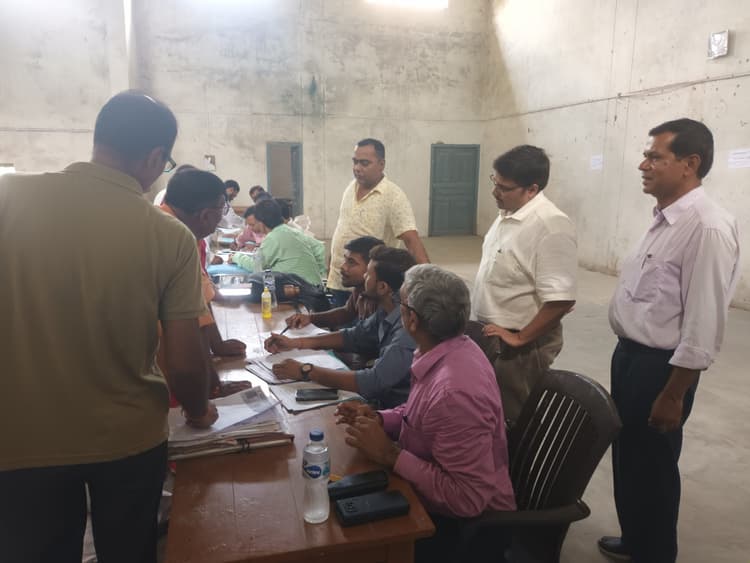 Motihari: लिपिक व परिचारी अभ्यर्थियों की काउंसेलिंग शुरू