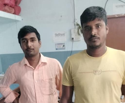 सैदपुरा गांव से वारंटी दो सहोदर भाई गिरफ्तार